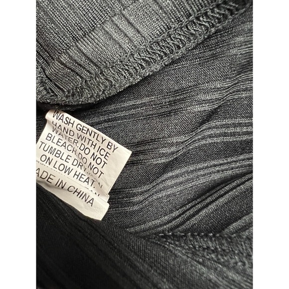 Bloomchic Top Womens 10 Black Lace Longsleeve Vneck Casual - Picture 12 of 12